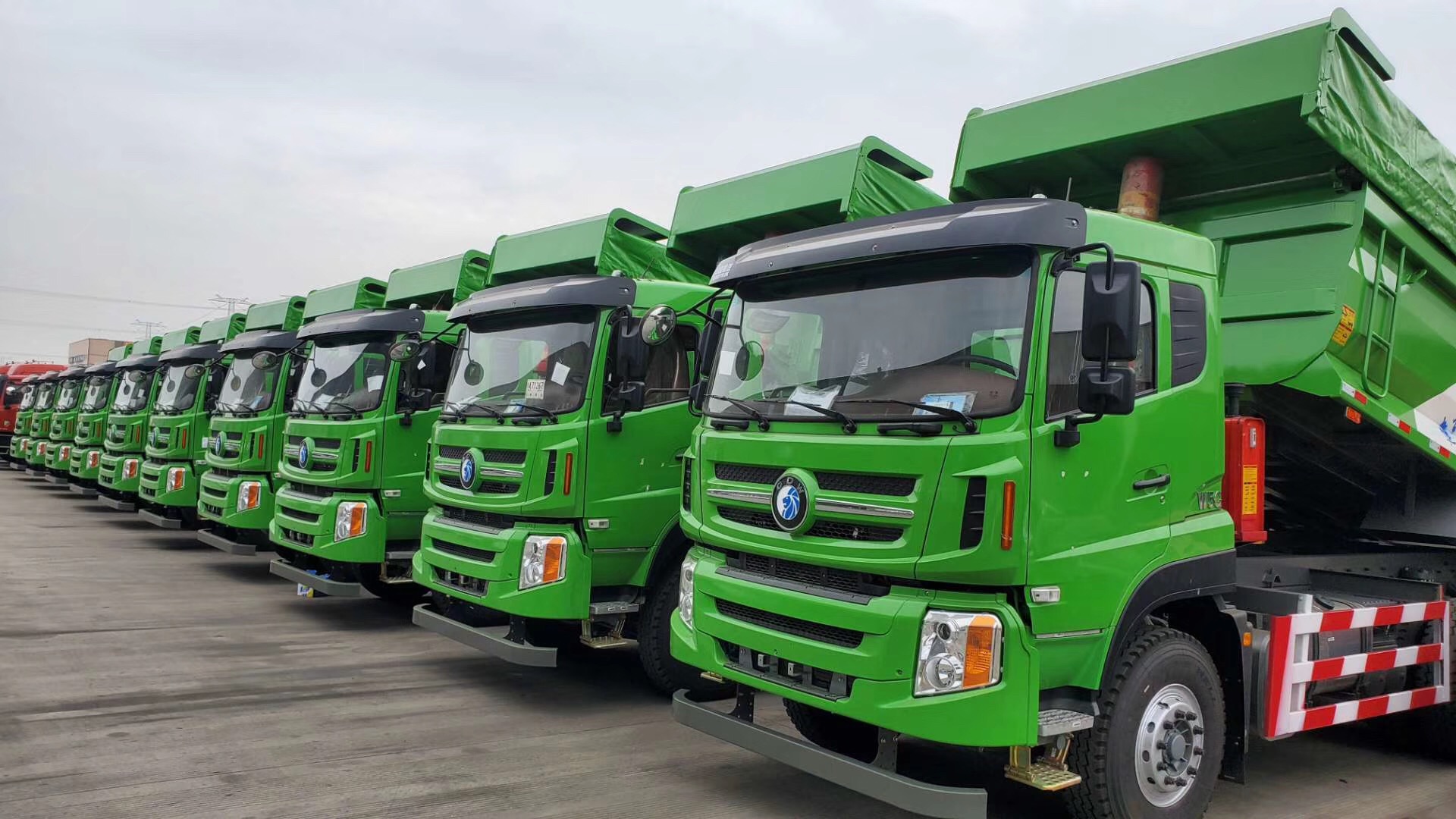 自卸车-2 U型厢-城市建渣运输车.jpg